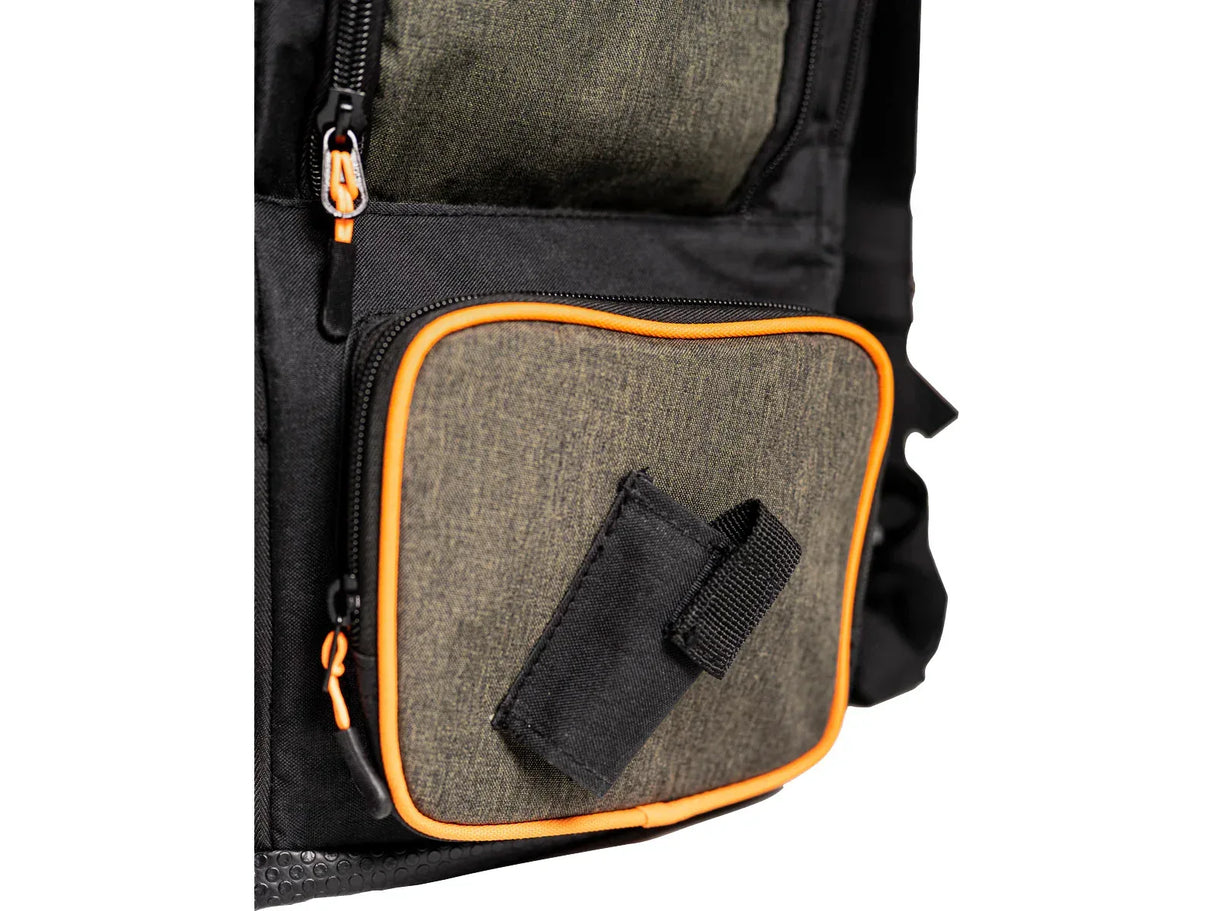 Kinetic Lure Rucksack kalastusreppu + 2 rasiaa - Happy Angler