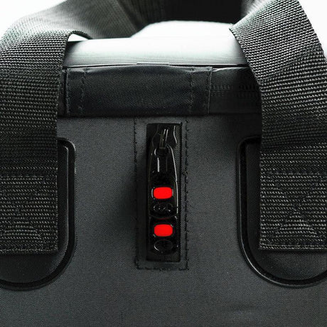 Rebelcell säänkestävä akkulaukku XL - Happy Angler