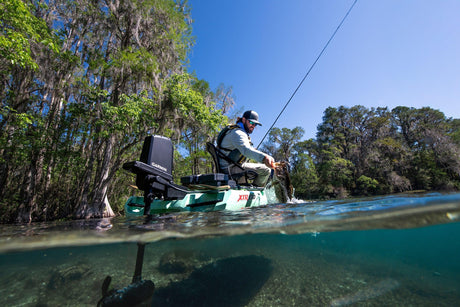 Garmin Force Current kajakkimoottori Power Steer polkimilla - Happy Angler